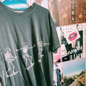 Urban skeleton T-shirt